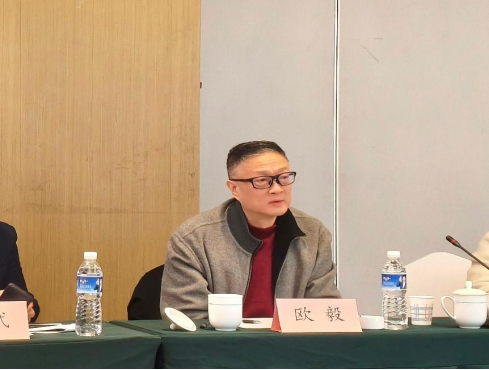 學(xué)會(huì)參訪協(xié)會(huì)、研究院、企業(yè)，共探合作發(fā)展新路徑