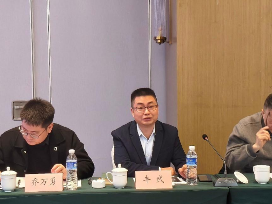 學(xué)會(huì)參訪協(xié)會(huì)、研究院、企業(yè)，共探合作發(fā)展新路徑