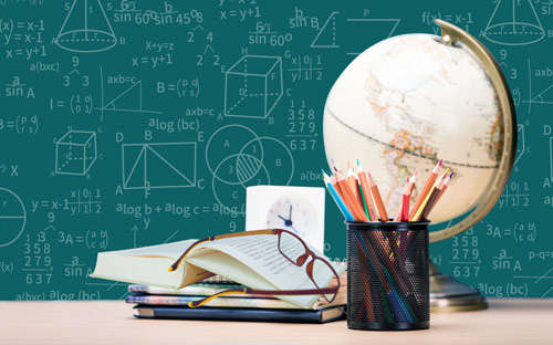 成人高考從哪一年開始的？