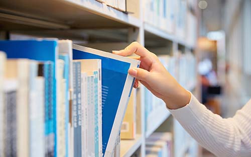 成人高考本科沒(méi)畢業(yè)可以考研嗎？