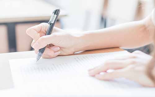 成人高考的題與往年一樣嗎？