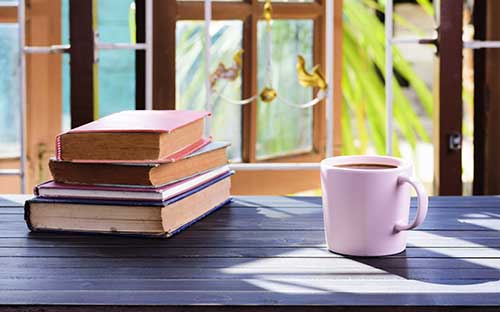 成人高考和自考考的一樣么？