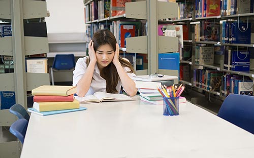 成人高考準(zhǔn)考證哪里可以查到？