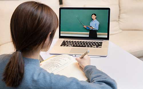 成人自考本科學(xué)位證有用嗎?