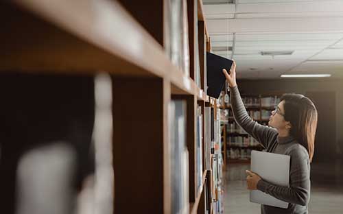 成人高考錄取前就交學費嘛？學費是一次交清嗎？