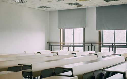 成人高考考多少分才行？