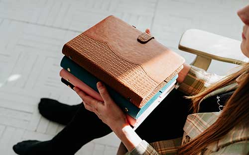 自學(xué)考試專業(yè)?？剂嗽趺崔k？