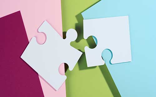 海南成人高考考試時間是多久？