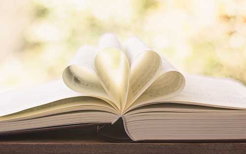 成人高考的復(fù)習(xí)資料需要自己買嗎？