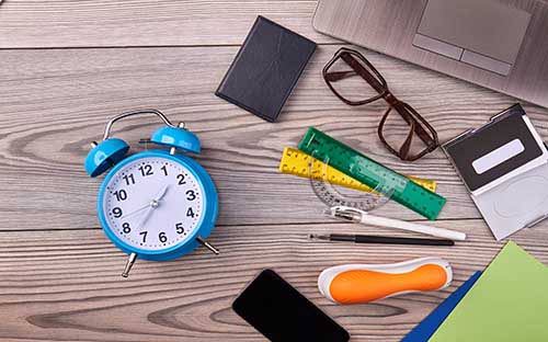 2024年浙江成人高考考試時(shí)間是多久？