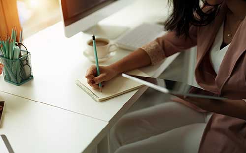 如何備考成人高考考試？學(xué)費(fèi)怎么繳？