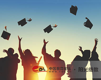 成人高考錄取結(jié)果多長時間能查？分?jǐn)?shù)線過了就能錄取嗎？