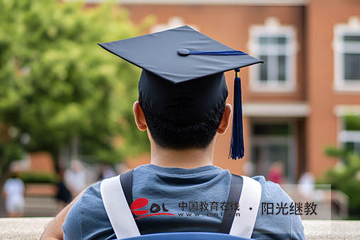 成人高考的考試內(nèi)容有哪些？有哪些備考策略？