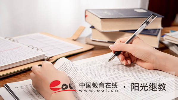 海南三亞成人高考考幾門(mén)科目？是報(bào)完名就考試嗎？