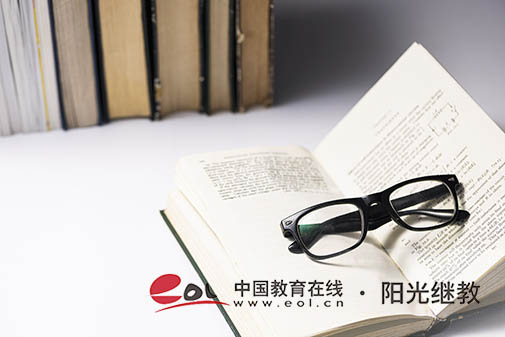 甘肅蘭州成人高考成績(jī)?cè)趺床樵?xún)？怎么報(bào)征集志愿？