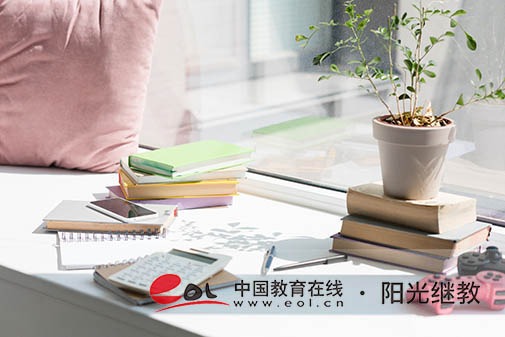 河南鄭州成人高考報(bào)名條件是什么？網(wǎng)上報(bào)名要注意什么？