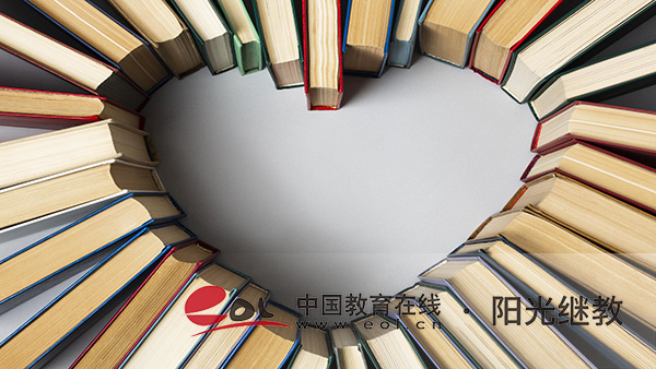 大專參加成人高考都考什么？如何復(fù)習(xí)更有效率？