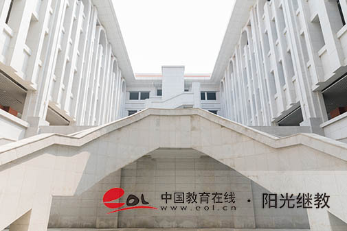 廣西成人高考報(bào)名時(shí)間是多久？怎么選擇學(xué)校和專業(yè)？