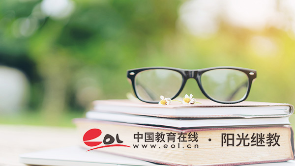 江蘇成人高考錄取分?jǐn)?shù)線是多少？查成績(jī)要注意什么？