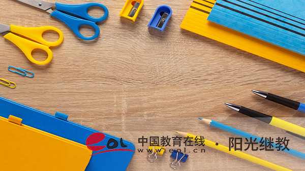 報名成人高考要繳費多少錢？怎么能考高分？