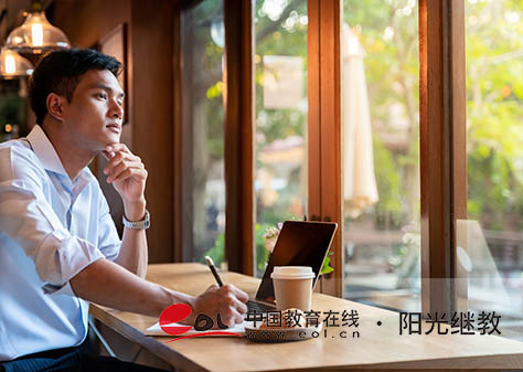 成人高考招生專業(yè)目錄去哪里查？該怎樣挑選？