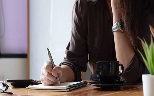 慈溪成人高考小學(xué)教育專業(yè)怎么報(bào)名？就業(yè)前景如何？