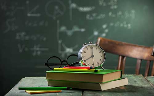 自考報(bào)名需要準(zhǔn)備什么材料？要什么條件與要求？