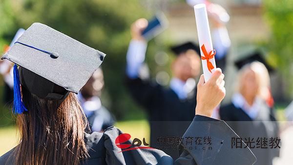 湖南成人高考多少分錄??？錄取結(jié)果在哪里查詢？