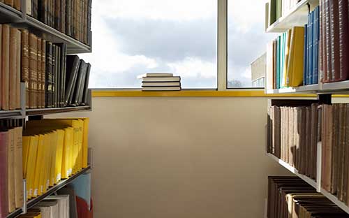 成人高考學(xué)費(fèi)要交幾年？學(xué)費(fèi)怎么交？