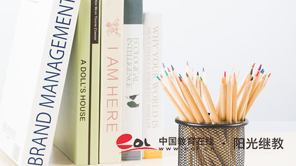 成人高考報(bào)名需提交的材料有哪些？有錄取通知書嗎？