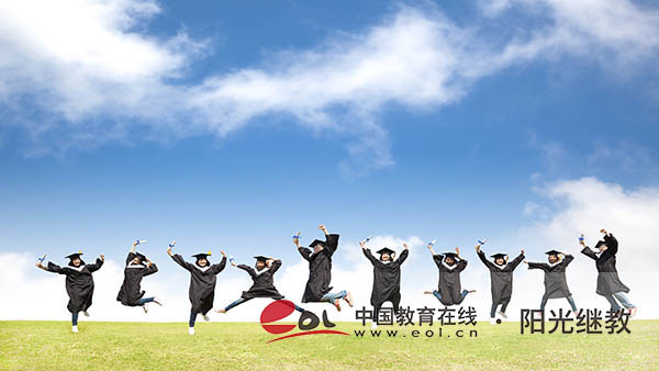 成人高考畢業(yè)證怎么申請？什么時候領(lǐng)取？