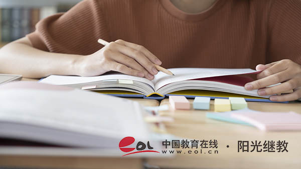 重慶成人高考要考哪些科目？一年考幾次？