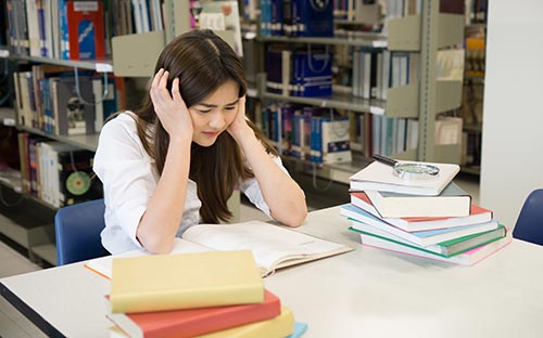 成人高考可以在哪里報名呢？可以報考醫(yī)學專業(yè)嗎？