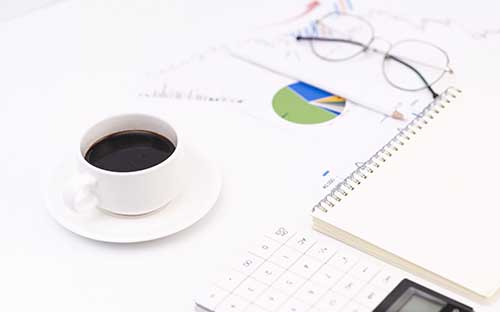 成考本科交學(xué)費(fèi)的具體方式是什么？