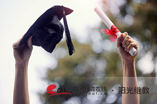 成人高考入學考試多少分及格？錄取規(guī)則是什么？