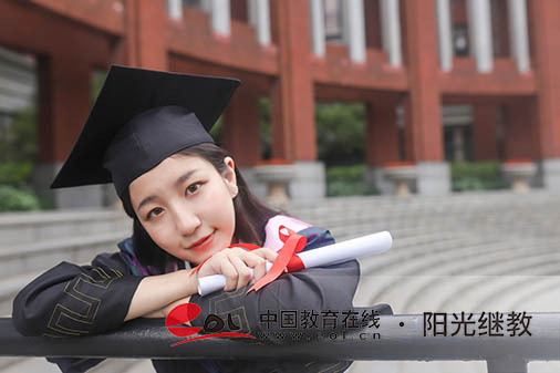 成人高考考試科目有哪些？難度大嗎？