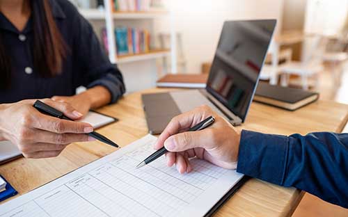 成人高考需要通過機(jī)構(gòu)報考嗎？有必要挑學(xué)校嗎？