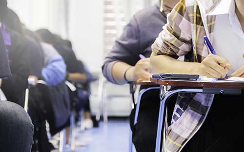 廣西成人高考報名條件是什么？專業(yè)有哪些？