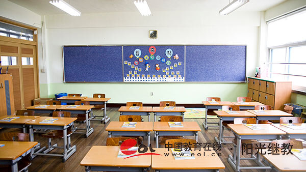 浙江成人高考報名流程是怎么樣的？要準(zhǔn)備哪些材料？