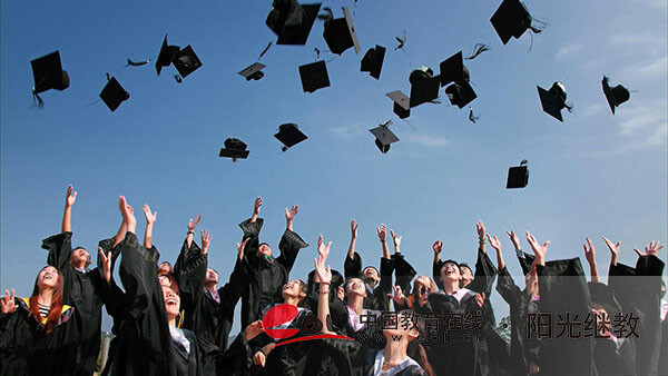 重慶成人高考報(bào)名有哪些詳細(xì)流程？需要上傳哪些資料？