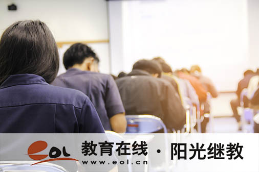 報名成人高考好不好？參加要滿足哪些條件？