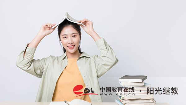 成人高考哪里報名好？需要注意哪些事項？