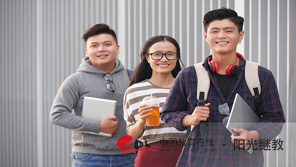 成人高考考試題型有哪些？難度大嗎？