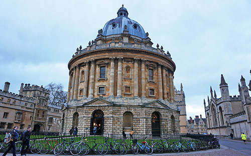 英國大學(xué)留學(xué)最低費(fèi)用，英國留學(xué)預(yù)科學(xué)制多長時間