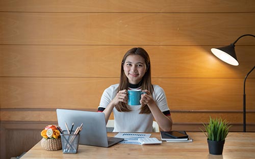 國內(nèi)預(yù)科留學本科費用高嗎