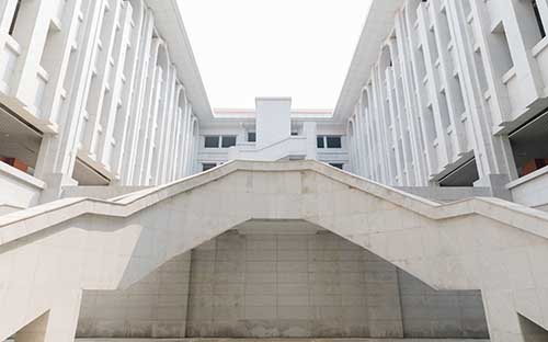 香港大學(xué)多少分能上，香港大學(xué)錄取要求