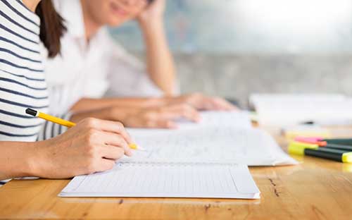 國立高等工業(yè)設(shè)計學院有哪些專業(yè)