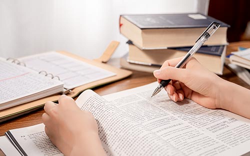 國際高中入學條件，國際高中常見課程