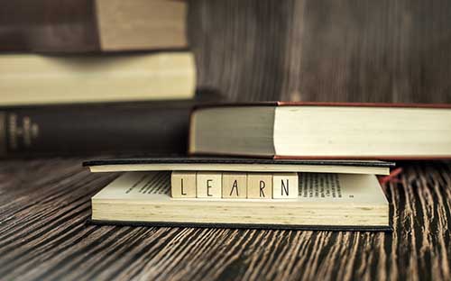 金斯頓大學室內(nèi)設計怎么樣，留學條件是什么