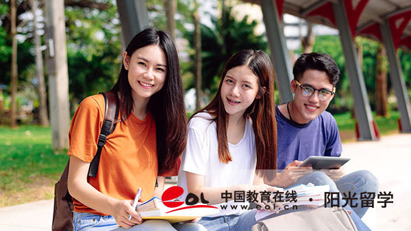 英國時尚傳播專業(yè)研究生留學(xué)如何申請